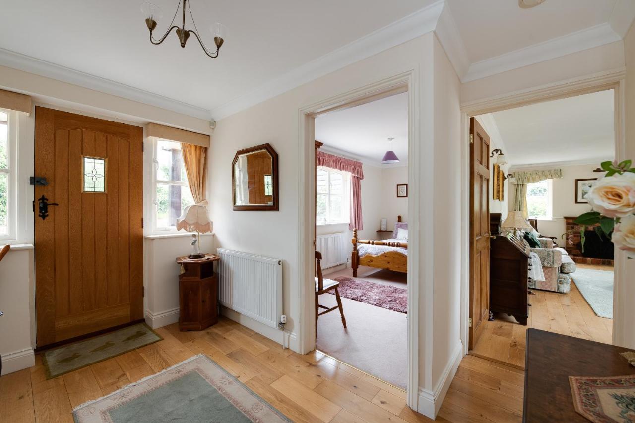 Oak Tree Cottage, Charming, Rural New Forest Home Boldre Exterior photo